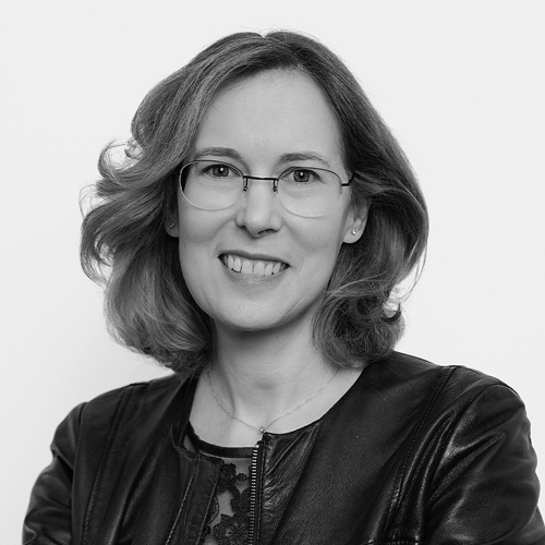 Alexandra Brainos-Gimond PR Director, Consultancy32